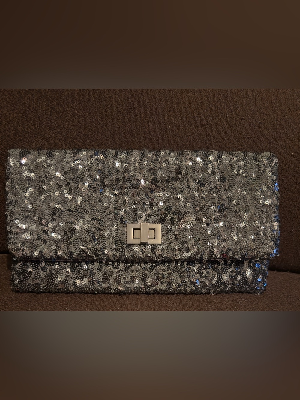 NWOT Crabtree & Evelyn Silver Sequin Fold-Over Clutch Bag. 5.5”H x 9.75”W.